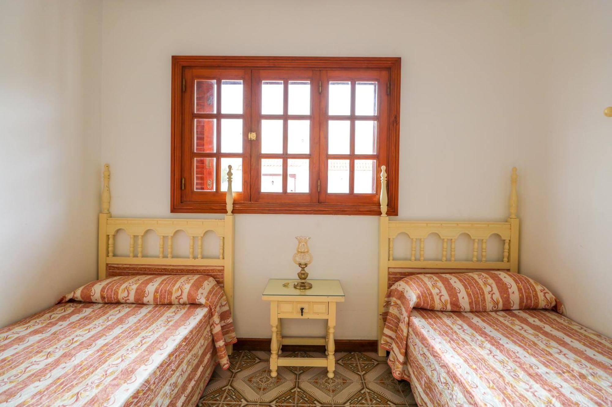 شقة Lovely House Views&Garden أَغايتي المظهر الخارجي الصورة